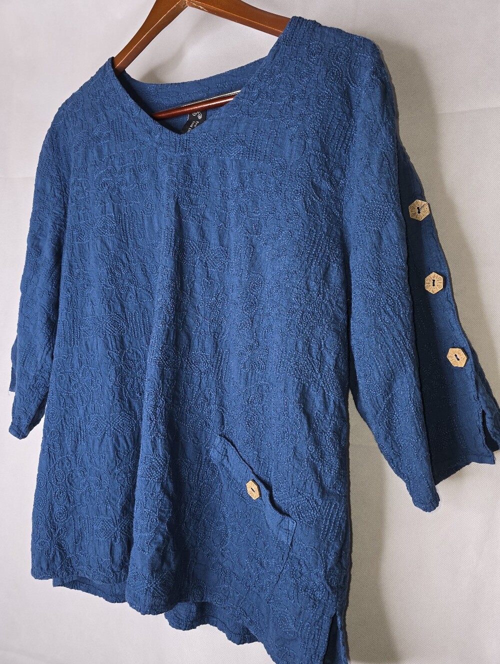 Focus Casual Life Textured Blue Tunic Top Button Detail 3/4 Sleeve V-Neck Boho L